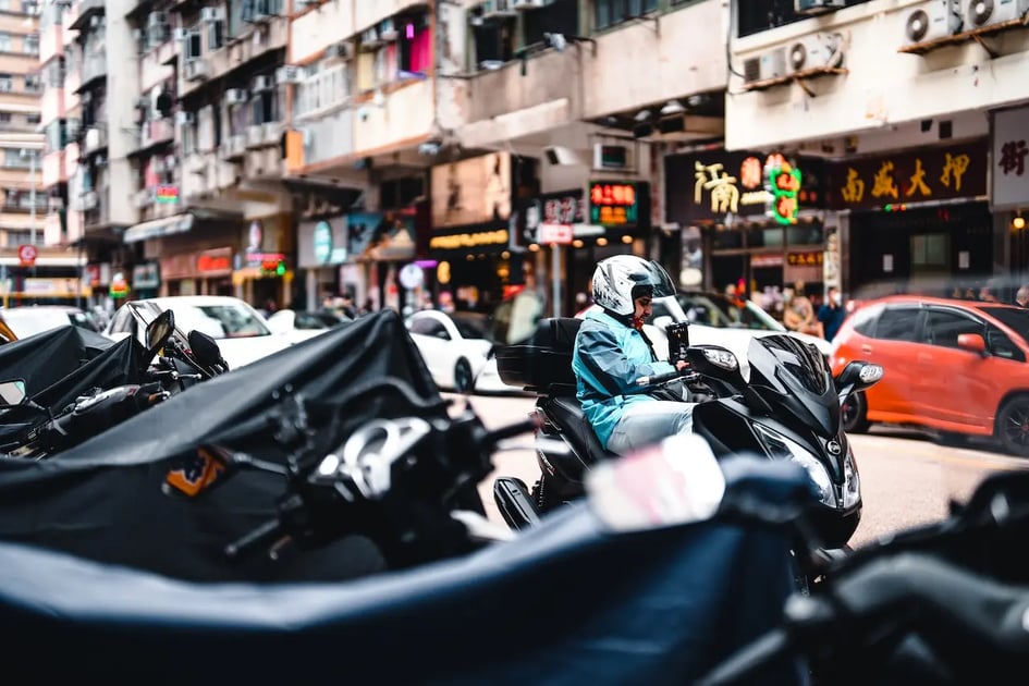 hong-kong-lunchtime